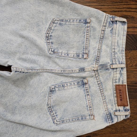 Sezane Le Crop Bleach Jeans - Picture 8 of 10